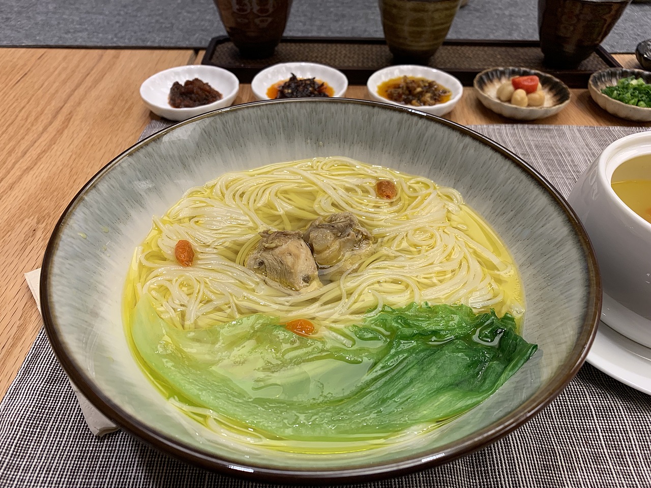 上行案例 / 实心人蔬菜挂面包装设计(图ZMjQ5ODUxMjY0) - 包装 - 站酷设计师石昌鸿原创素材 - 站酷ZCOOL