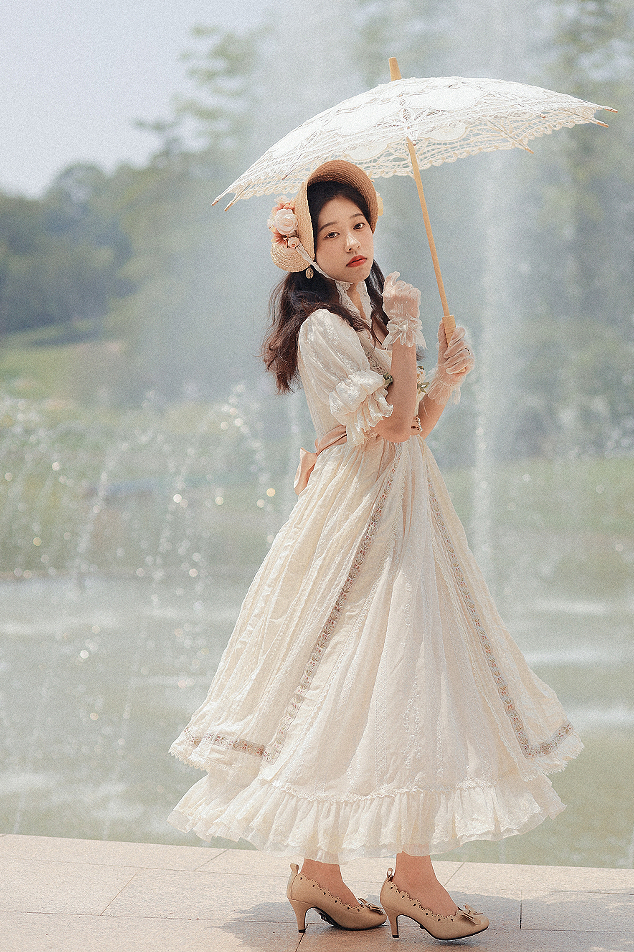 春日无事 只为花忙 法式复古少女写真