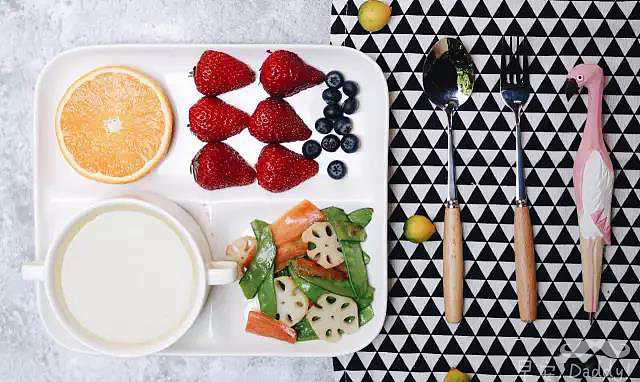 不会做早餐的设计师不是好奶爸——一个月早餐不重样成就达成