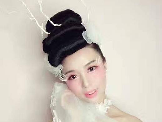 潍坊小乐美甲美睫培训化妆师纹绣