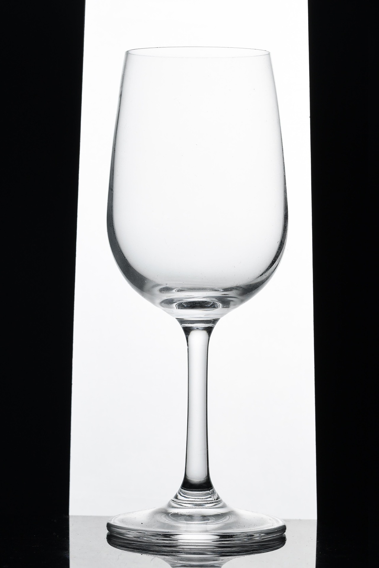 练习拍摄透明体酒杯红酒杯啤酒