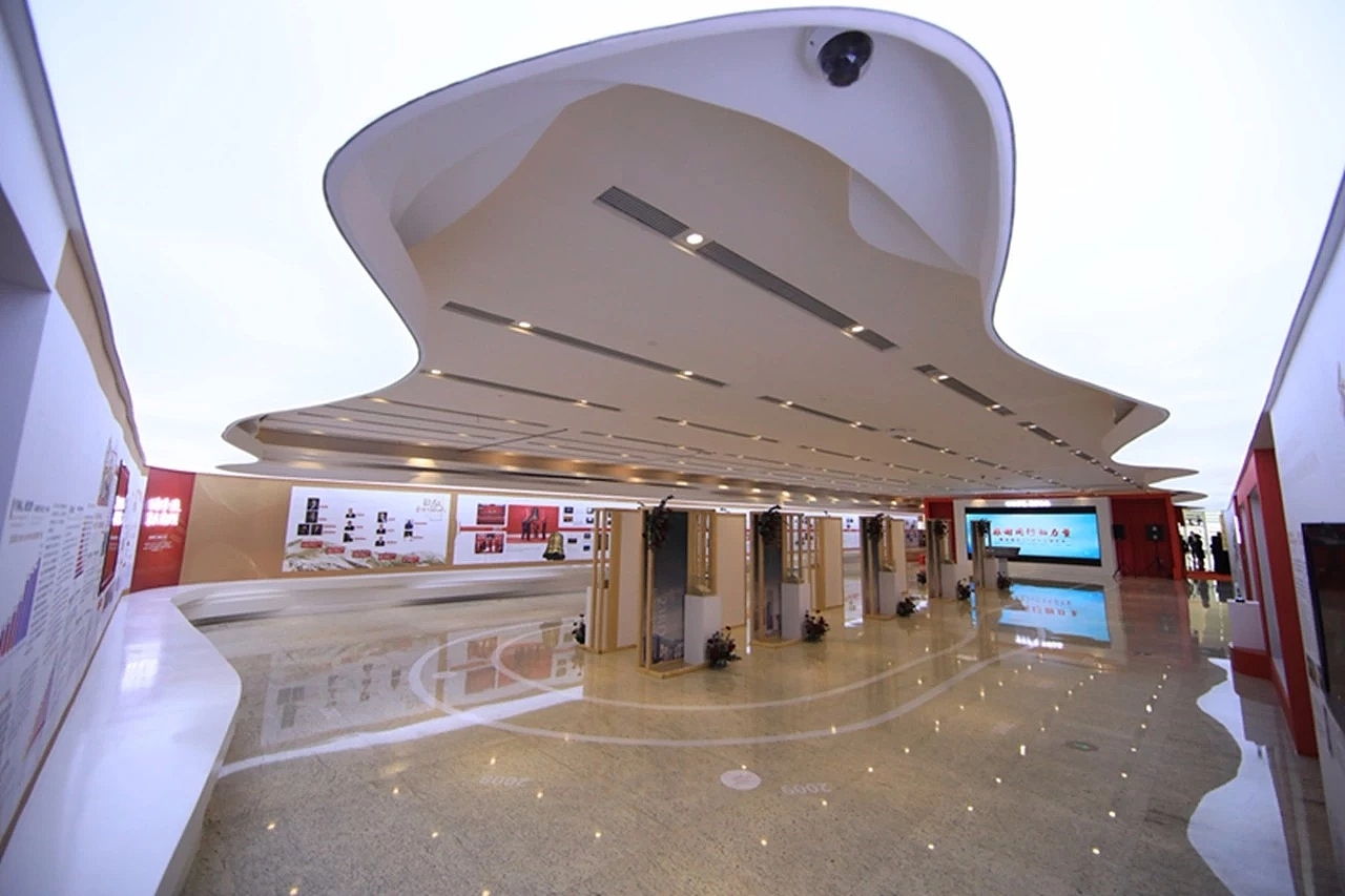 青岛银行23周年行史展特展设计与最终效果（图ZMTk2NzQyODMy） - 展陈设计 - 站酷设计师田翁文化原创素材 - 站酷ZCOOL