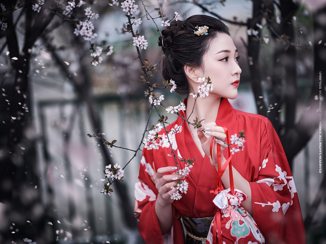 《樱花雨季》（图ZMjQ1OTg2Nzk2） - 人像摄影 - 站酷设计师摄影师子意原创素材 - 站酷ZCOOL