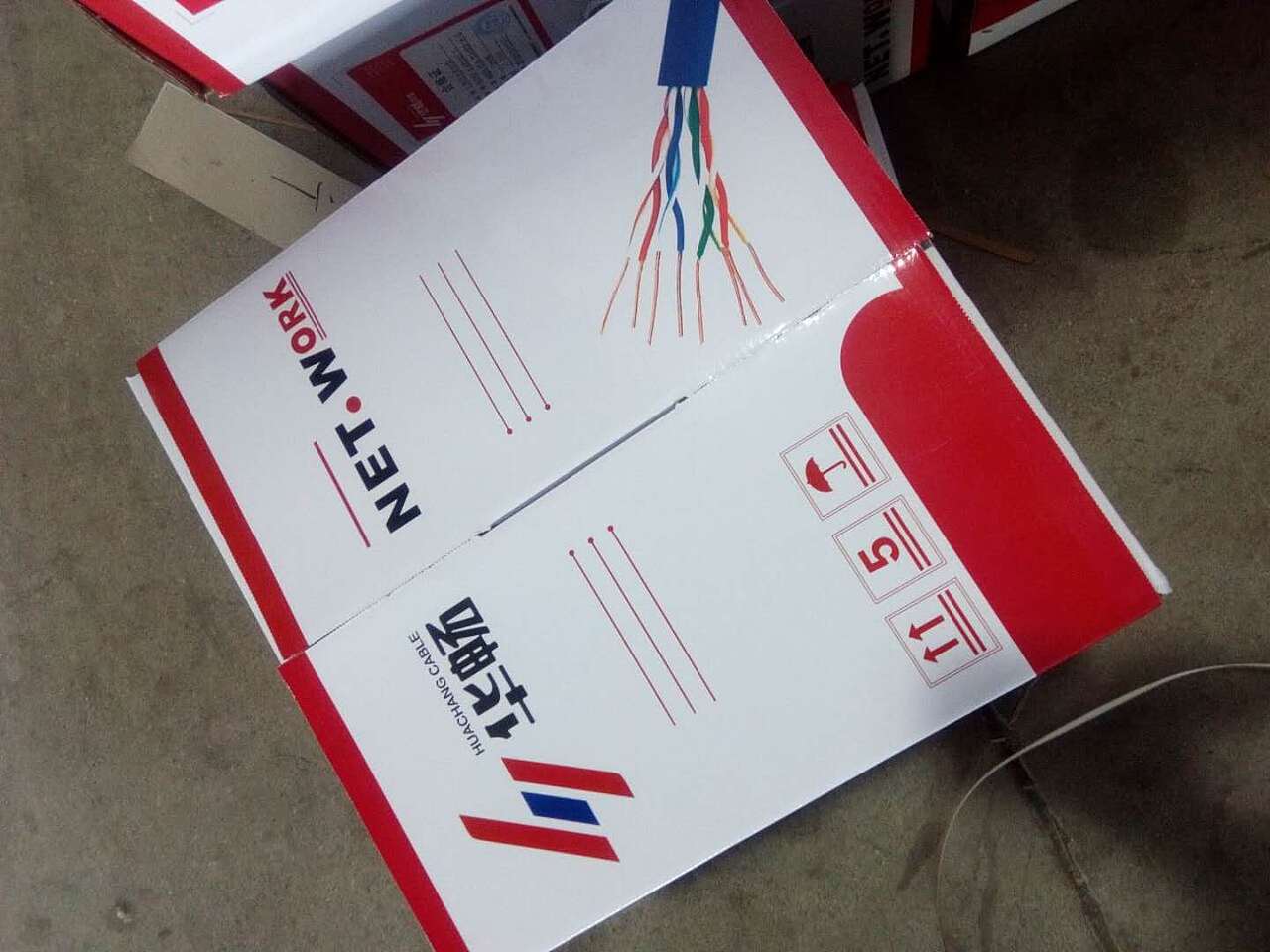 深圳华畅线缆logo及产品包装（已用已上市）（图ZMTA5MjgyMzA0） - 包装 - 站酷设计师牛振伟原创素材 - 站酷ZCOOL