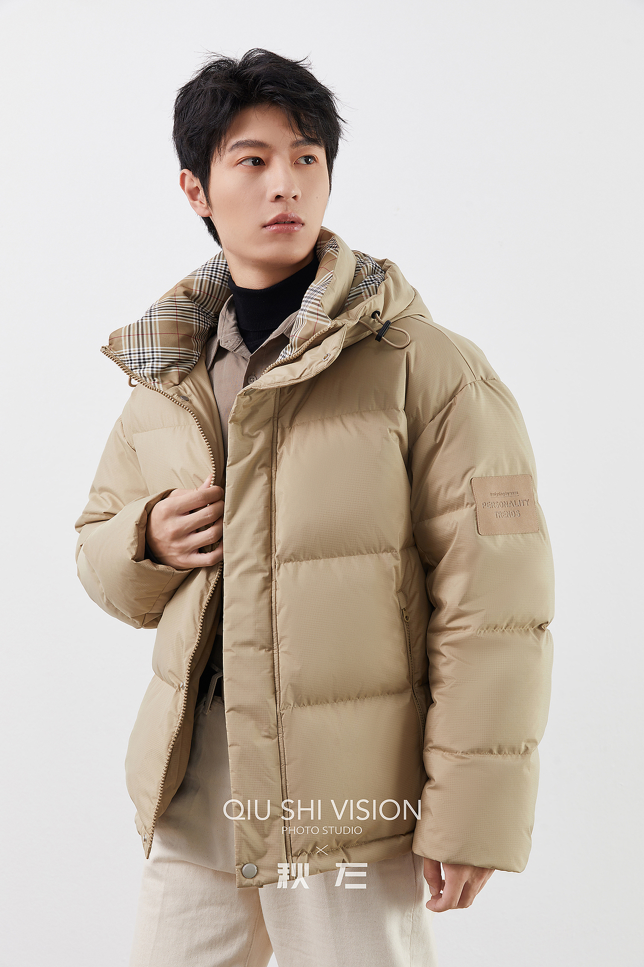 羽绒服内景棚拍 鸭鸭羽绒服张帅脸名款电商拍摄