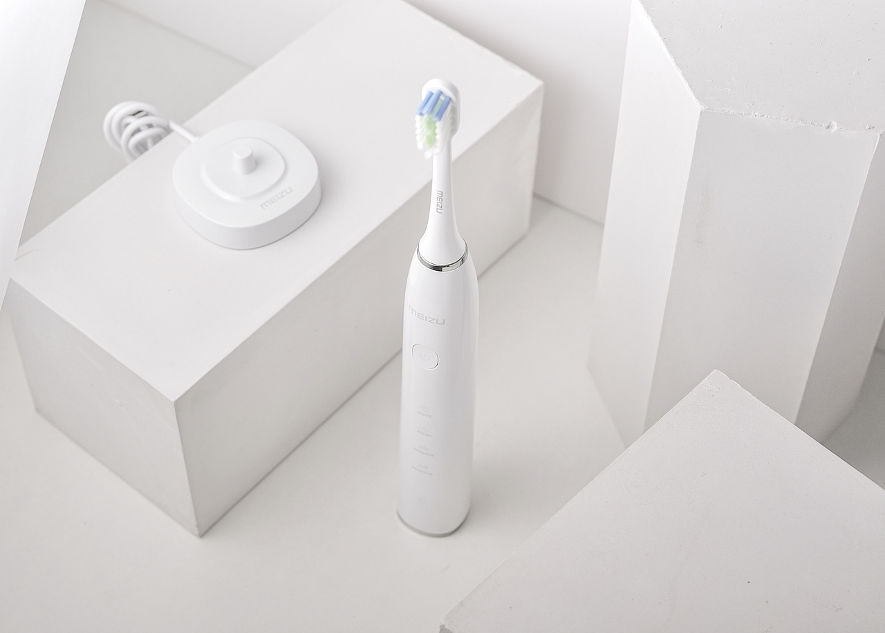 魅族防飞溅声波电动牙刷