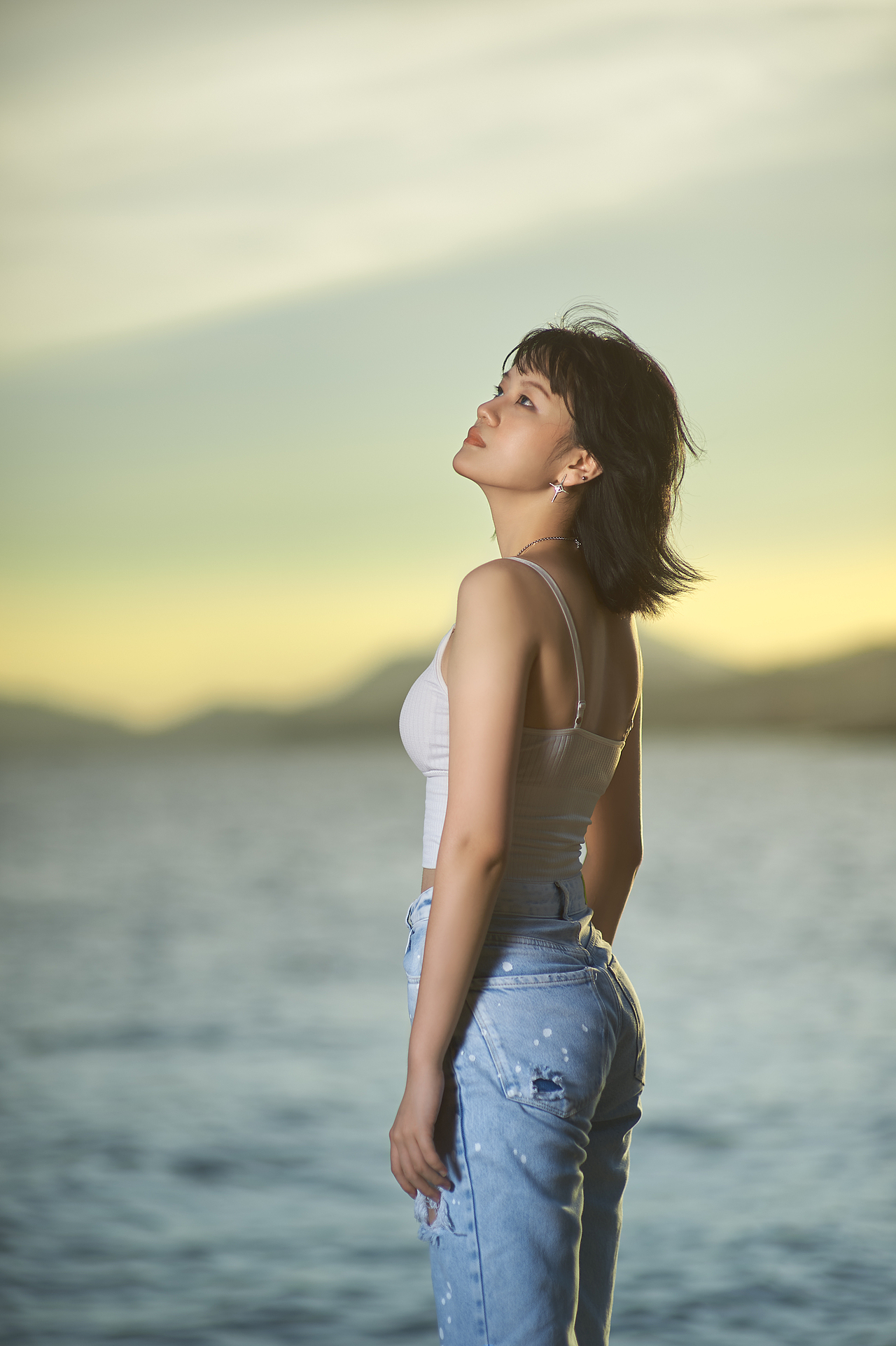 与你去看海边的落日~