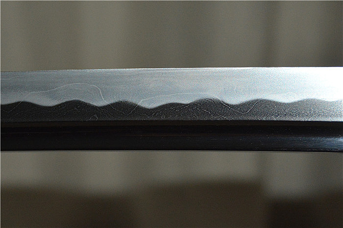 日本刀樱唐草侟玉钢真剑