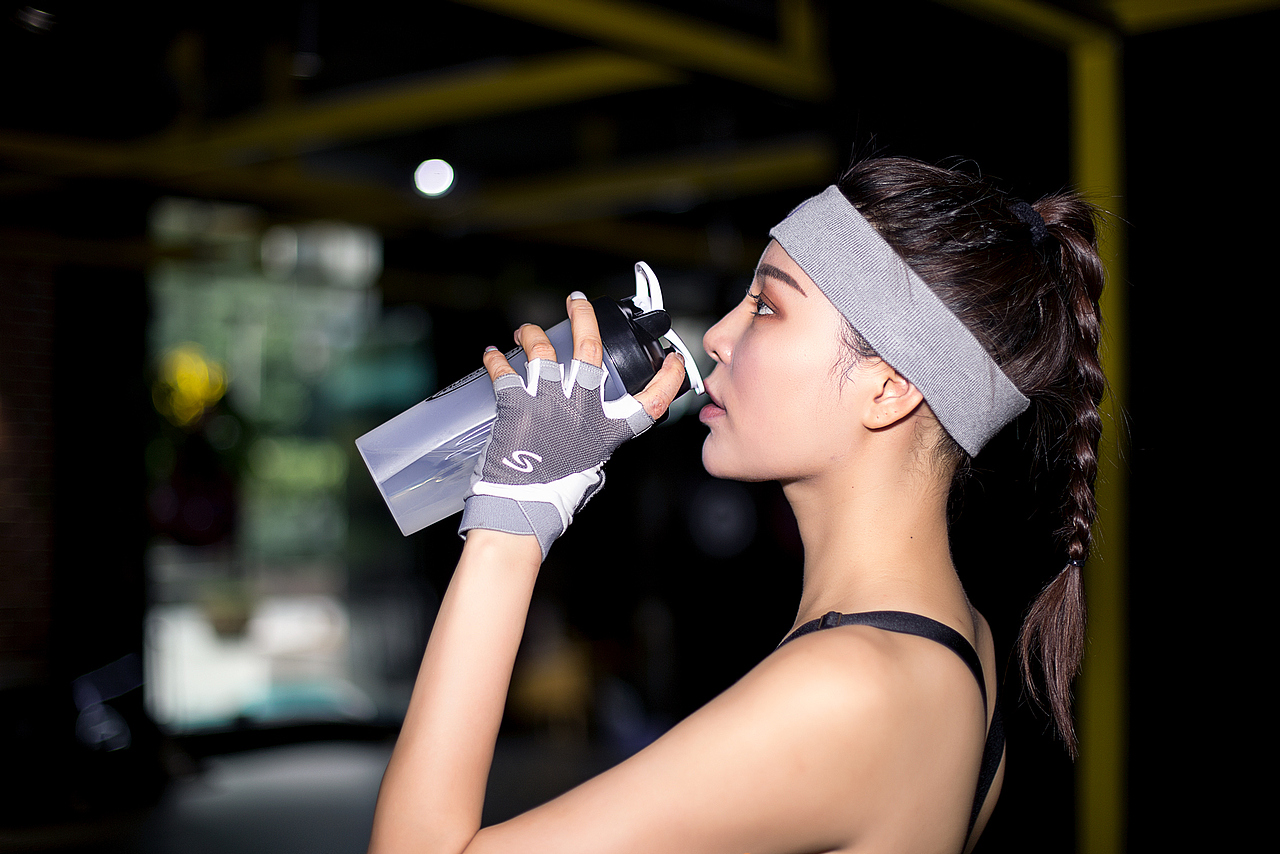 健身女孩人像（图ZMTY2NTU2MDgw） - 人像摄影 - 站酷设计师长乐宫原创素材 - 站酷ZCOOL