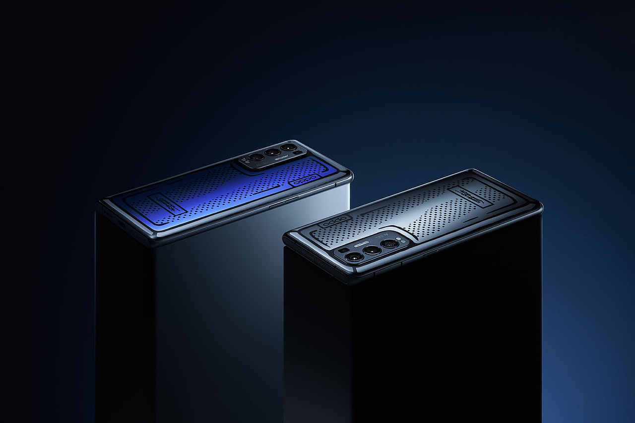 OPPO Reno5 Pro+ 艺术家定制版