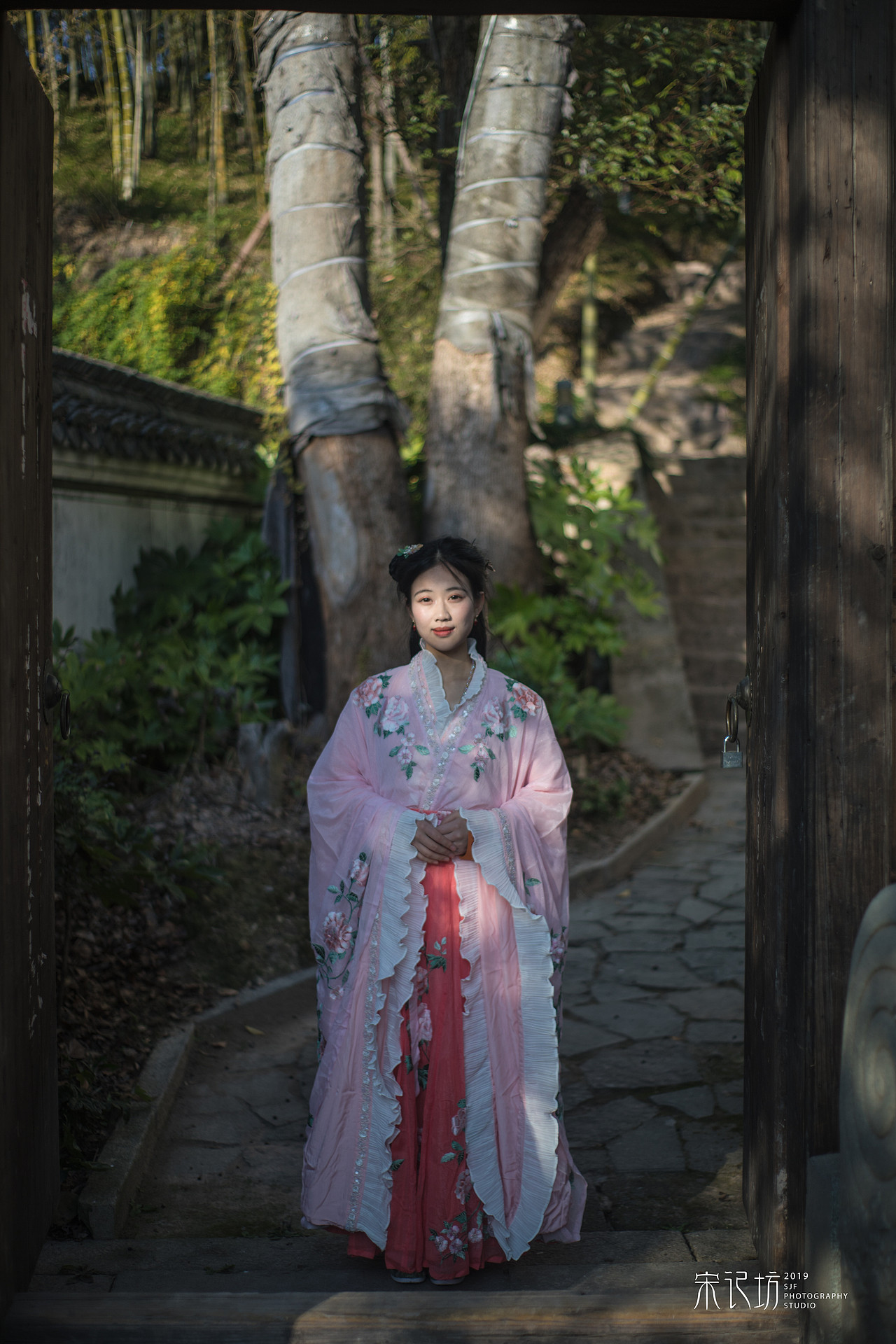 年前的一组汉服拍摄