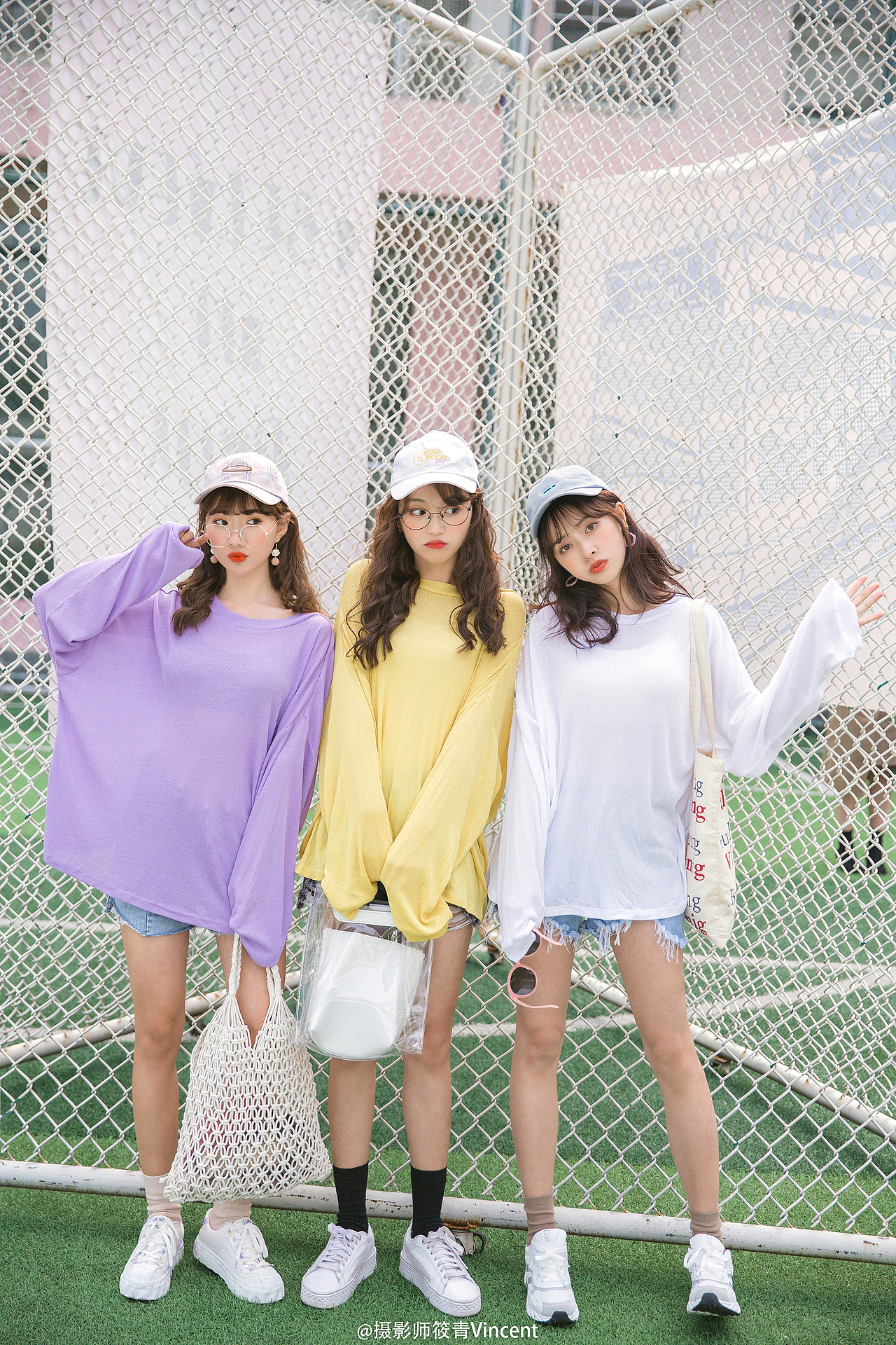 闺蜜女装【电商摄影作品】（图ZMjU1MDkwNDY4） - 人像摄影 - 站酷设计师摄影师筱青Vincen原创素材 - 站酷ZCOOL