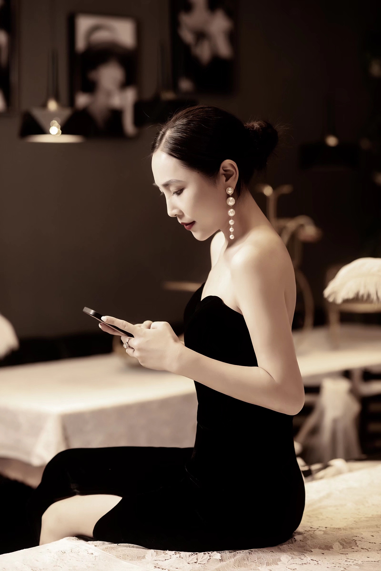 黑裙子（图ZMjYyOTY1MjUy） - 时尚/艺术摄影 - 站酷设计师简单生活视觉原创素材 - 站酷ZCOOL