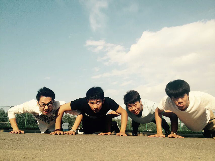 今年夏天，我们开始走散le（图ZNTA2NTIyNDg=） - 人像摄影 - 站酷设计师流浪的_风原创素材 - 站酷ZCOOL