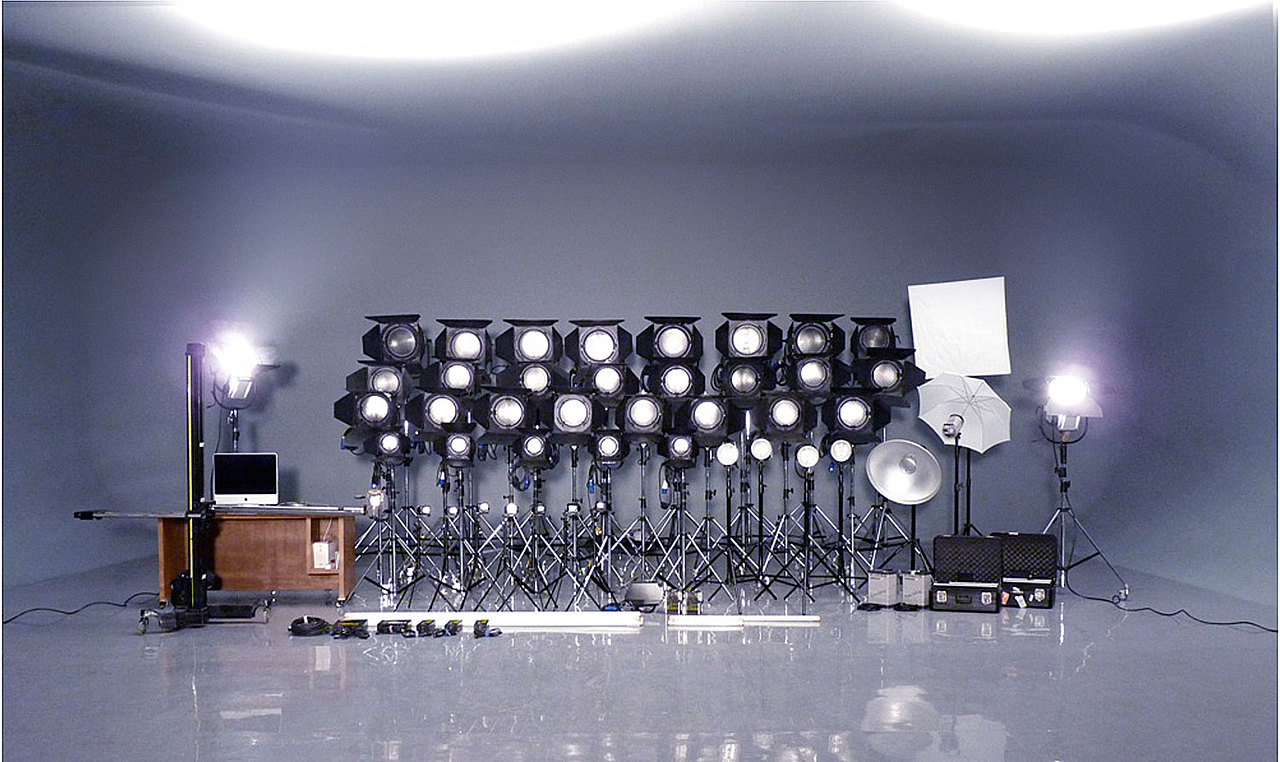 MUYOstudio新公司新影棚（图ZNjkyNDExMjQ=） - 环境/建筑摄影 - 站酷设计师cslpy原创素材 - 站酷ZCOOL