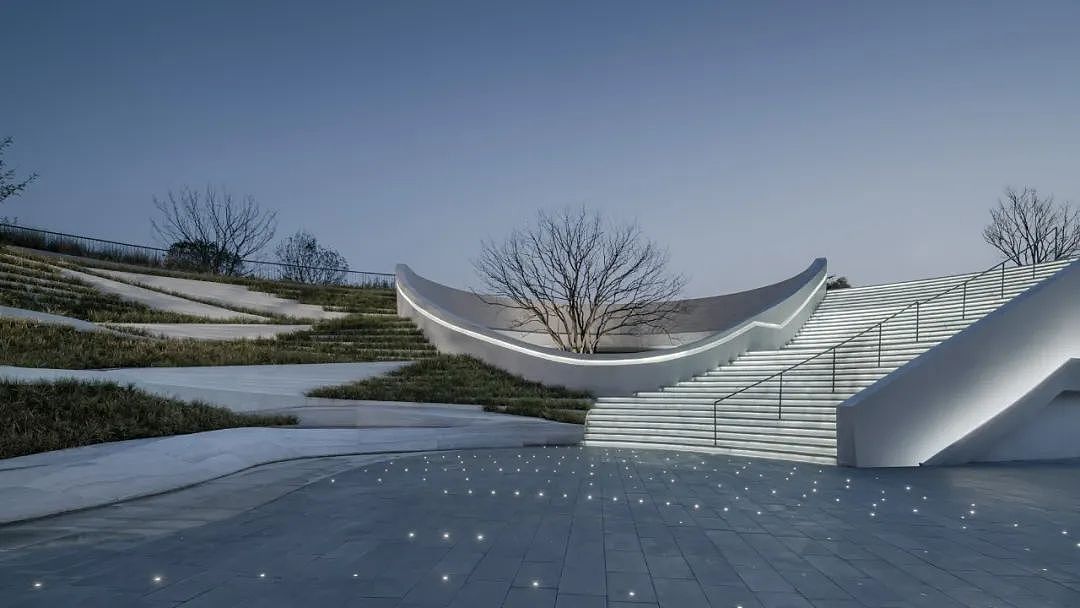 世纪水岸鸟屿浮云