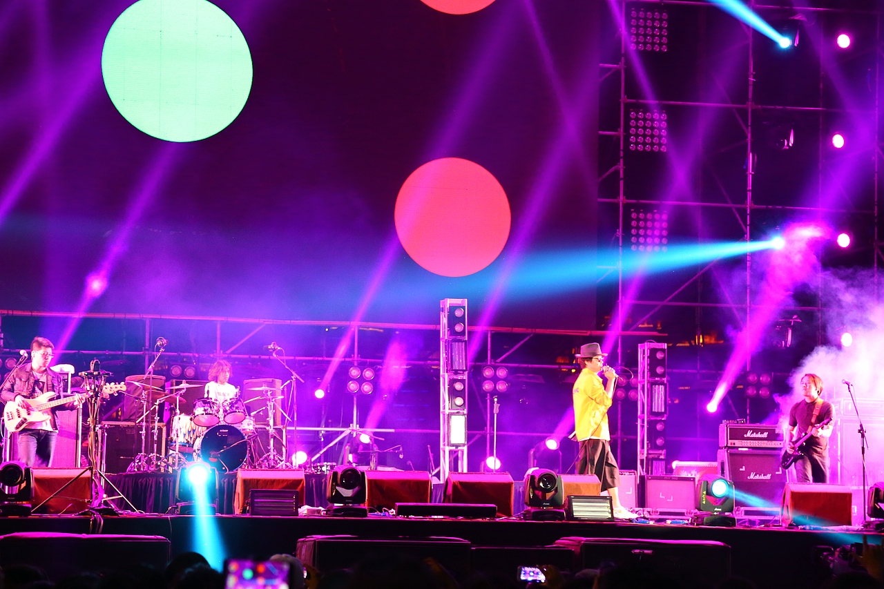 2016上海草莓音乐节（图ZNDc4NzU1ODg=） - 人文/纪实摄影 - 站酷设计师Watson_Wang原创素材 - 站酷ZCOOL