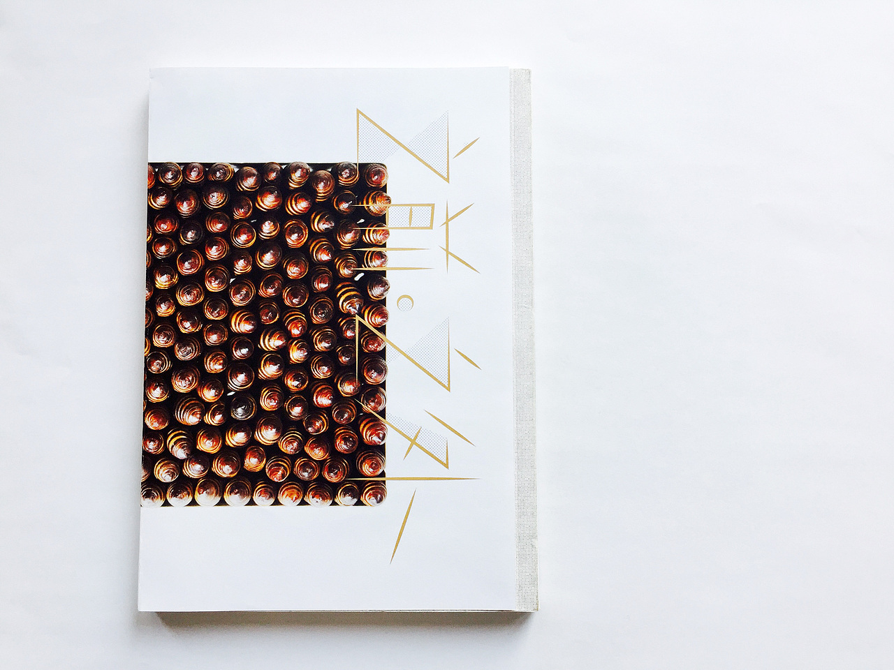 ZZ WORK:从“地缘特色”到“独特视觉”