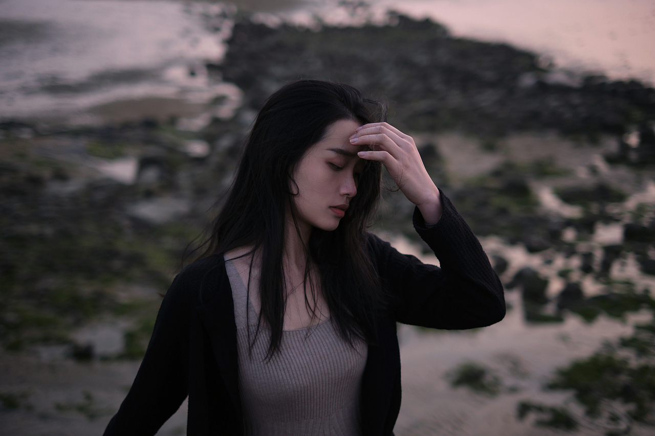 你逆光而来，配得上这世间所有的好（图ZMjQzMTg0MDUy） - 人像摄影 - 站酷设计师希子不爱吃香菜原创素材 - 站酷ZCOOL