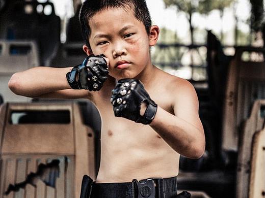 【少年英雄特警梦一】