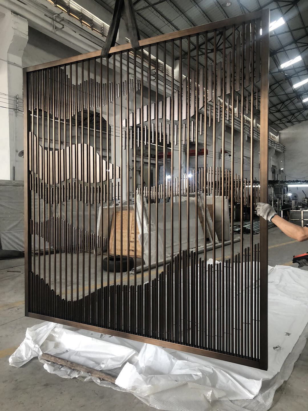 201不锈钢电镀屏风在室外的话使用多久不生锈