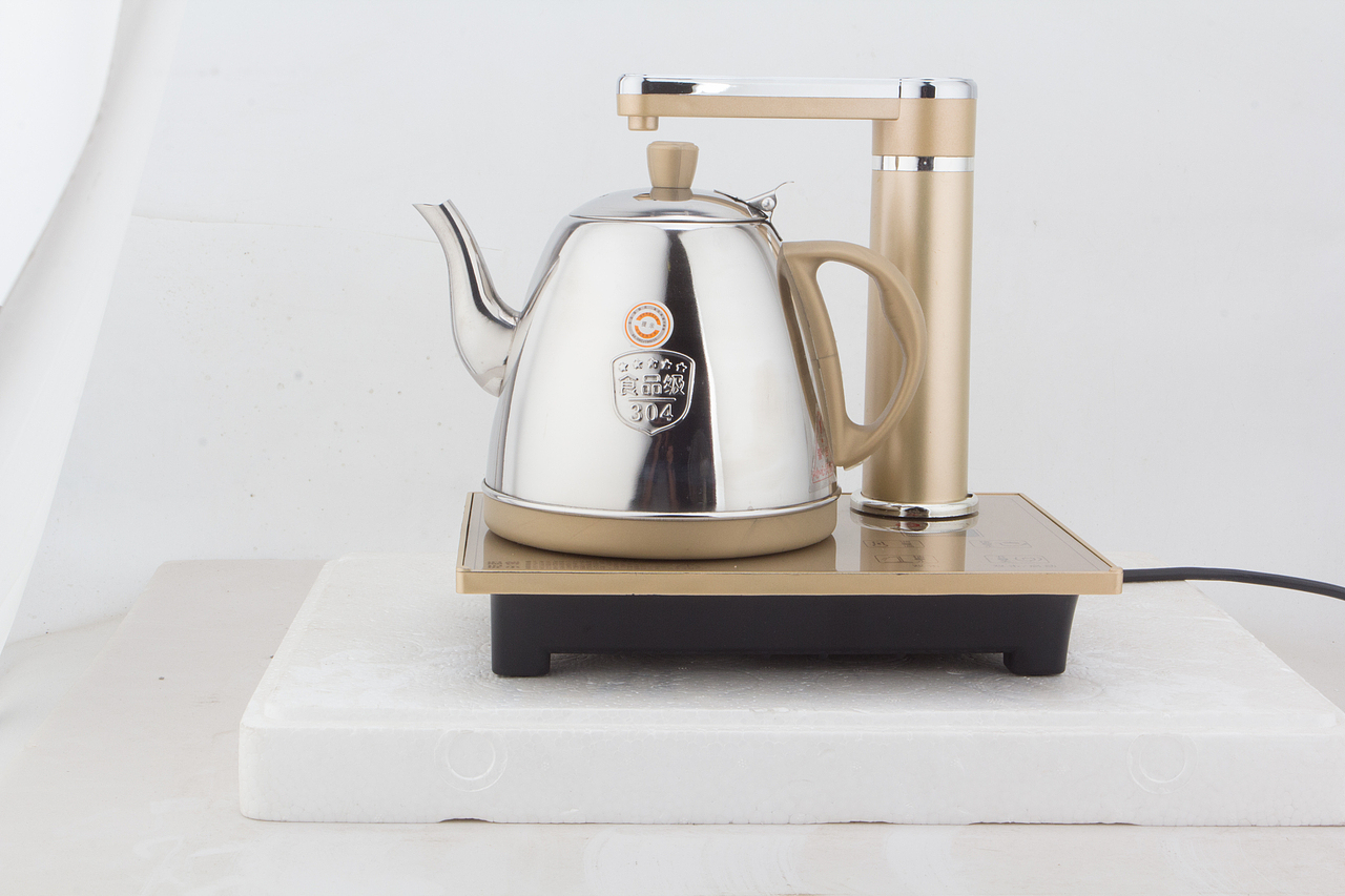 天猫304不锈钢电水壶产品精修图（图ZMTE1MzgzNDA0） - 生活用品 - 站酷设计师我是星辰原创素材 - 站酷ZCOOL