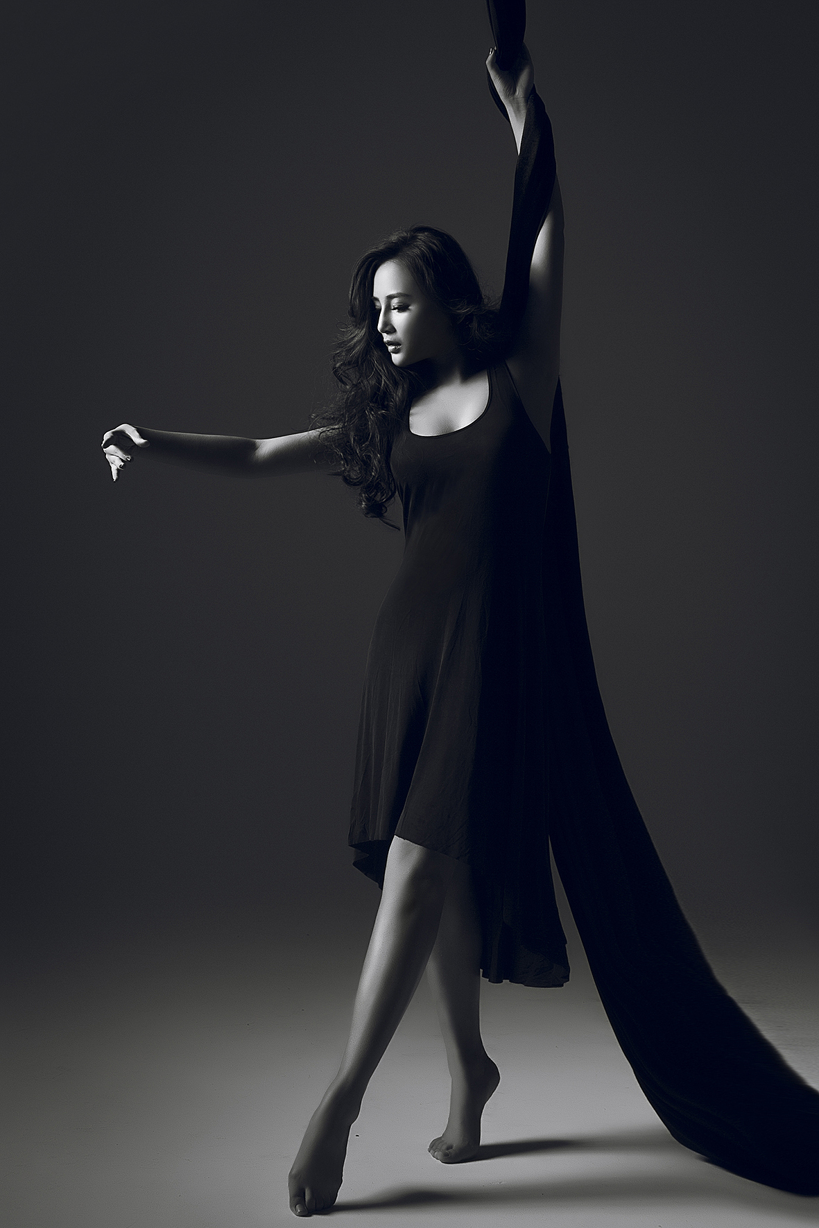 大胆尝试勾魂夺魄的性感风你站稳了么