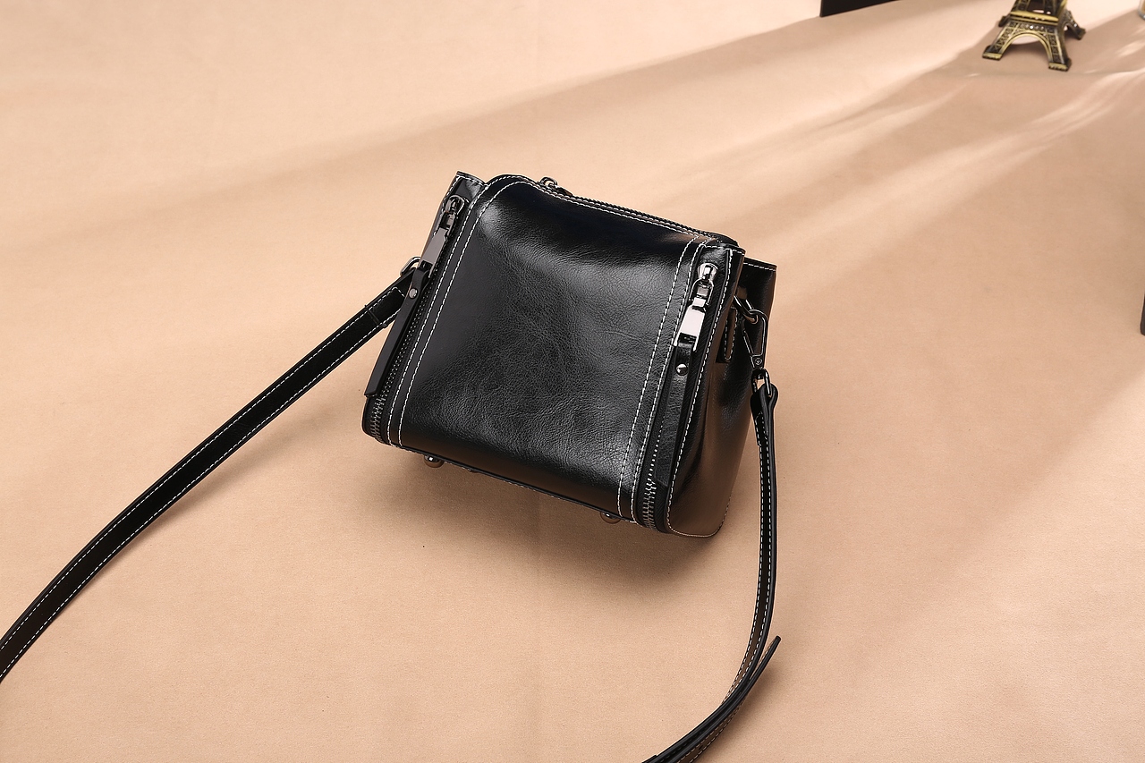 斜挎单肩包 女包（图ZMTA4ODI3MjU2） - 产品摄影 - 站酷设计师ilovesmile原创素材 - 站酷ZCOOL