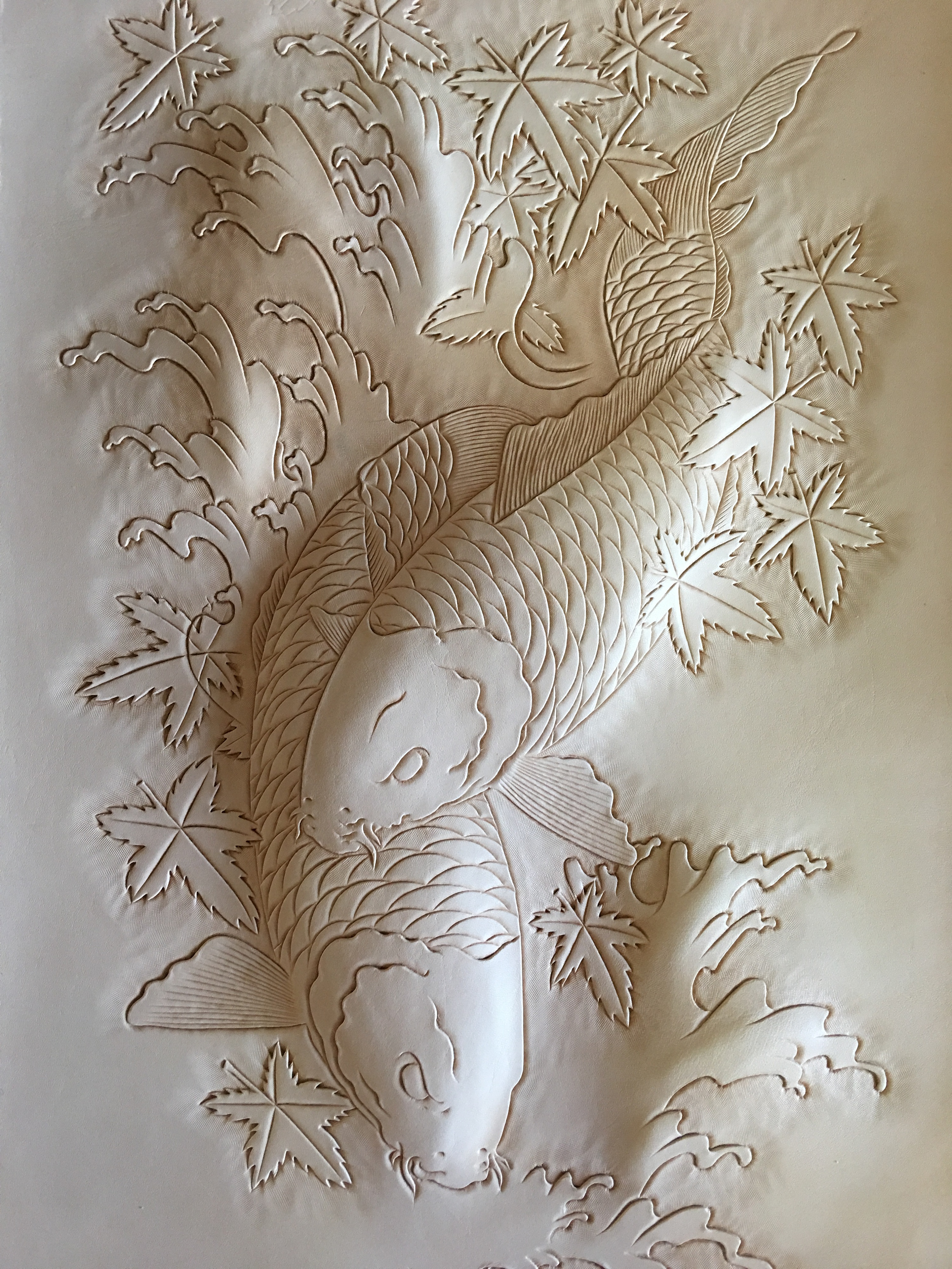 皮雕画—-鱼之恋