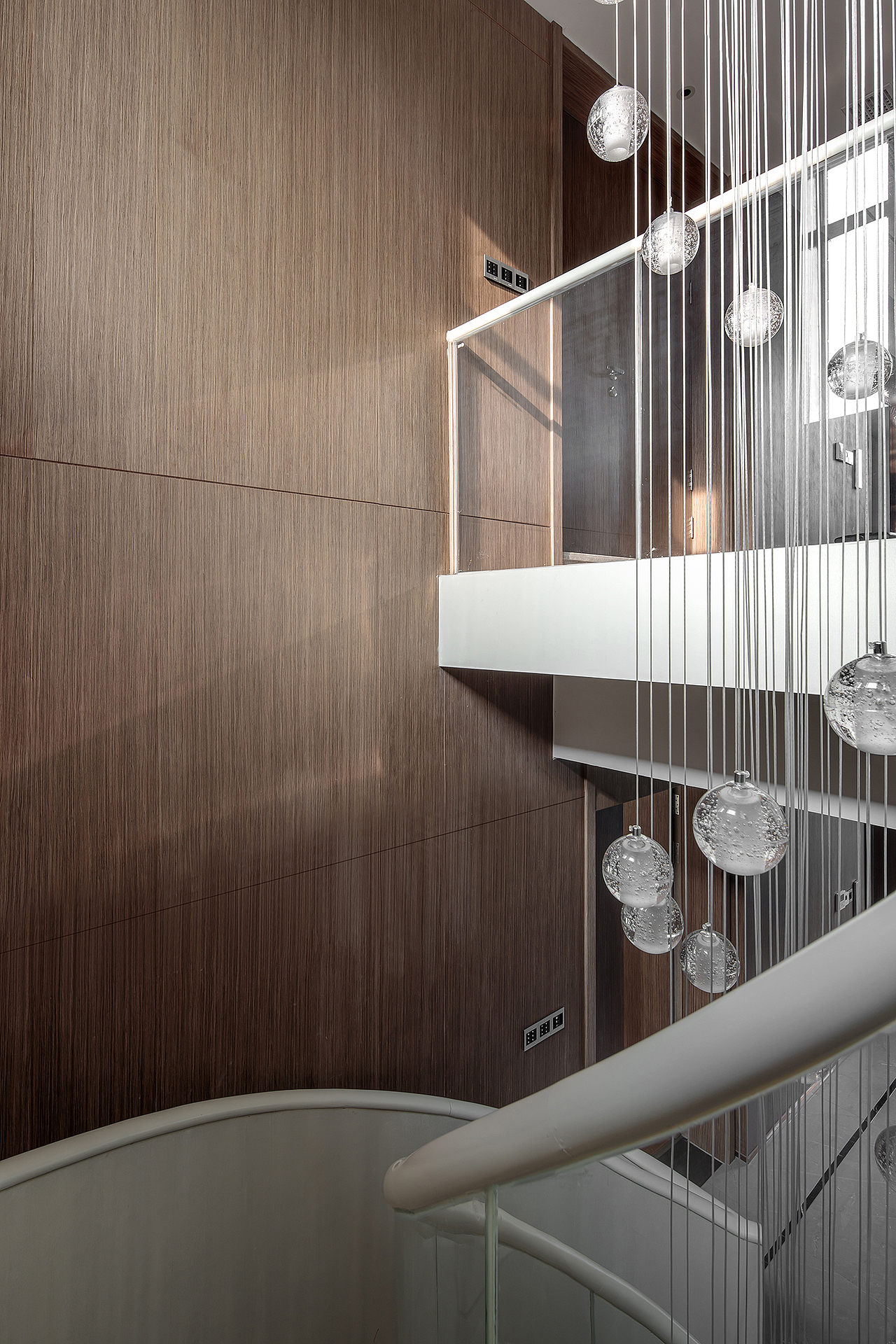 之境内建筑 | 峨眉山1200平现代东方独栋别墅