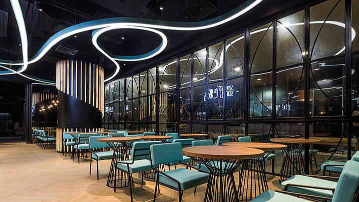 轻餐店 · 餐饮空间设计·好色派沙拉深圳中心城店