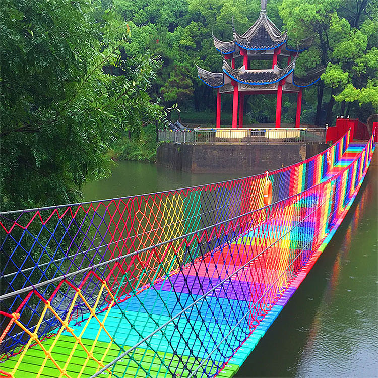 摇摆桥网红桥游乐园常备道具用于吸粉各种尺寸抖音火爆