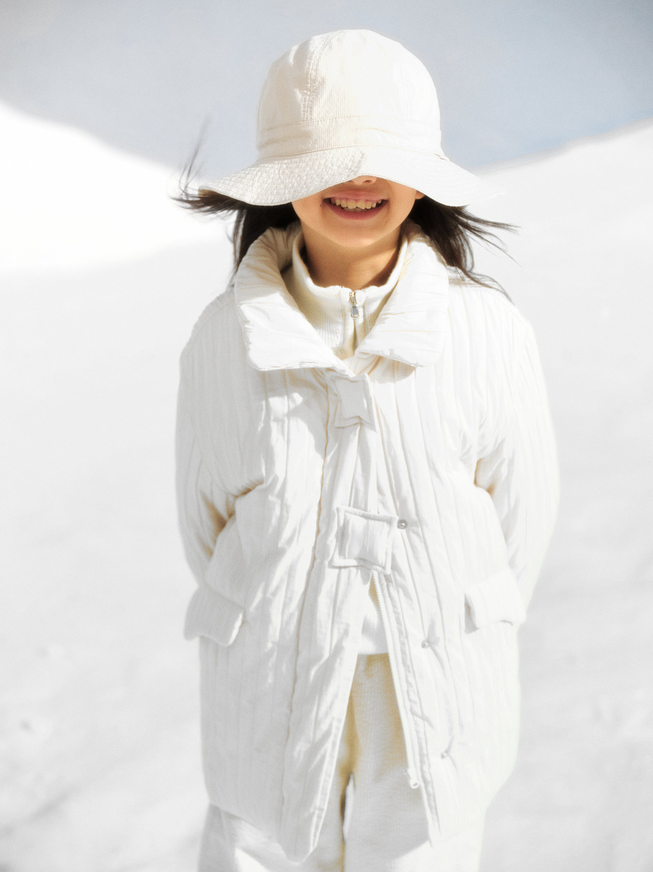 拍了下室内下雪Gxgkids 23aw campaign