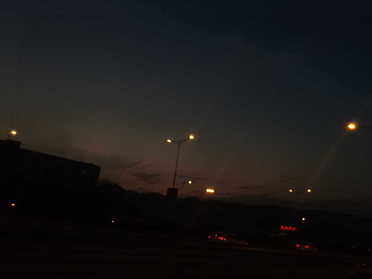 夜晚正是想她的时候