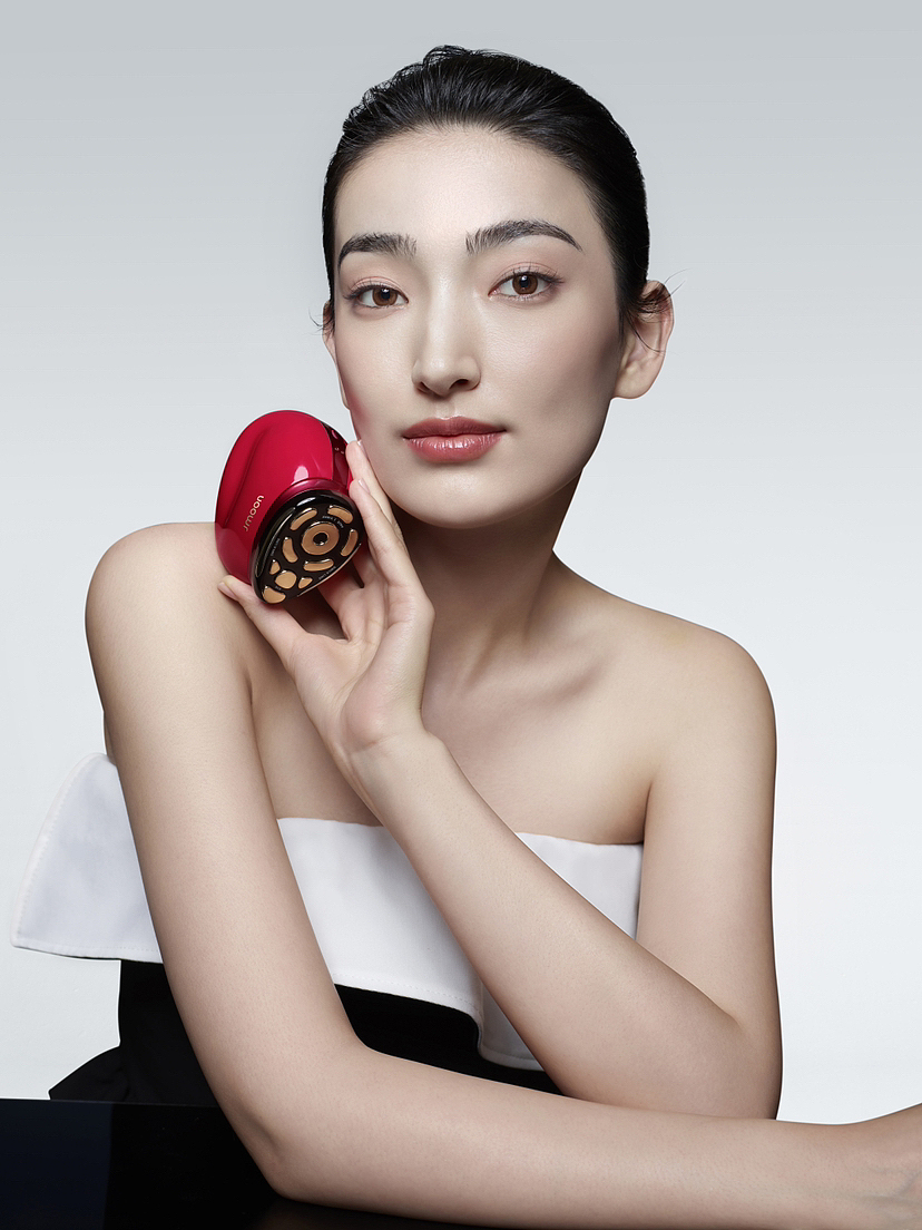 全案制作｜极萌大熨斗美容仪（图ZMzI5MzIzNTYw） - 时尚/艺术摄影 - 站酷设计师SeeZee所在原创素材 - 站酷ZCOOL