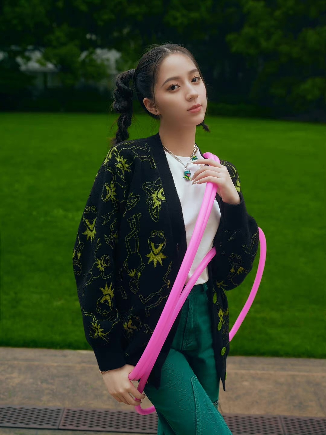 欧阳娜娜 欧阳娣娣太平鸟科米蛙联名