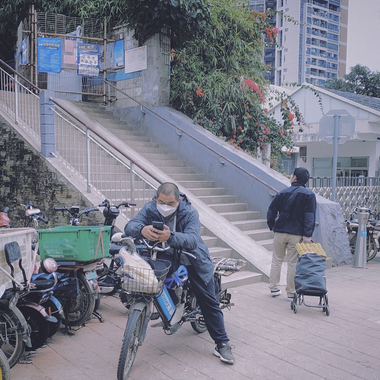 疫情之下，我身边的生活（图ZMTk1MDcxOTAw） - 人文/纪实摄影 - 站酷设计师YueFuNLab原创素材 - 站酷ZCOOL