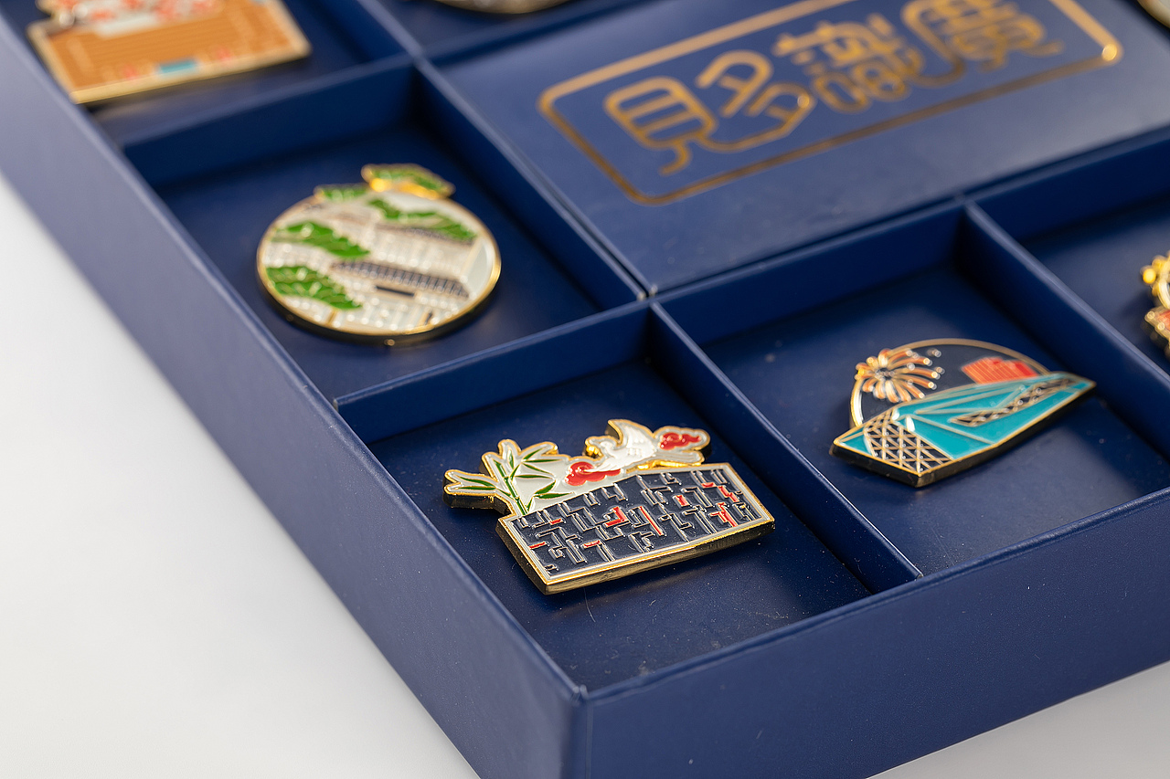 纸竹常乐發财徽章(金属/创意/新潮)