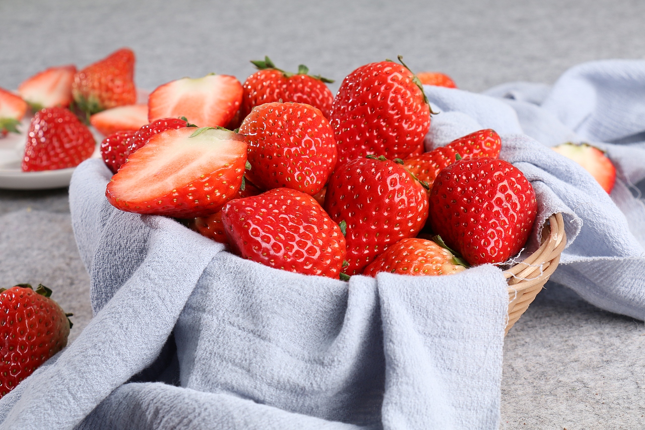 水果 草莓 摄影 