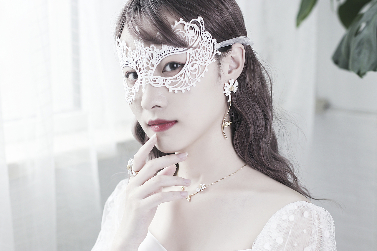 2020年首饰产品照片及模特照随便挂几张（图ZMjUwMDA4Njc2） - 产品摄影 - 站酷设计师xvlong12345原创素材 - 站酷ZCOOL