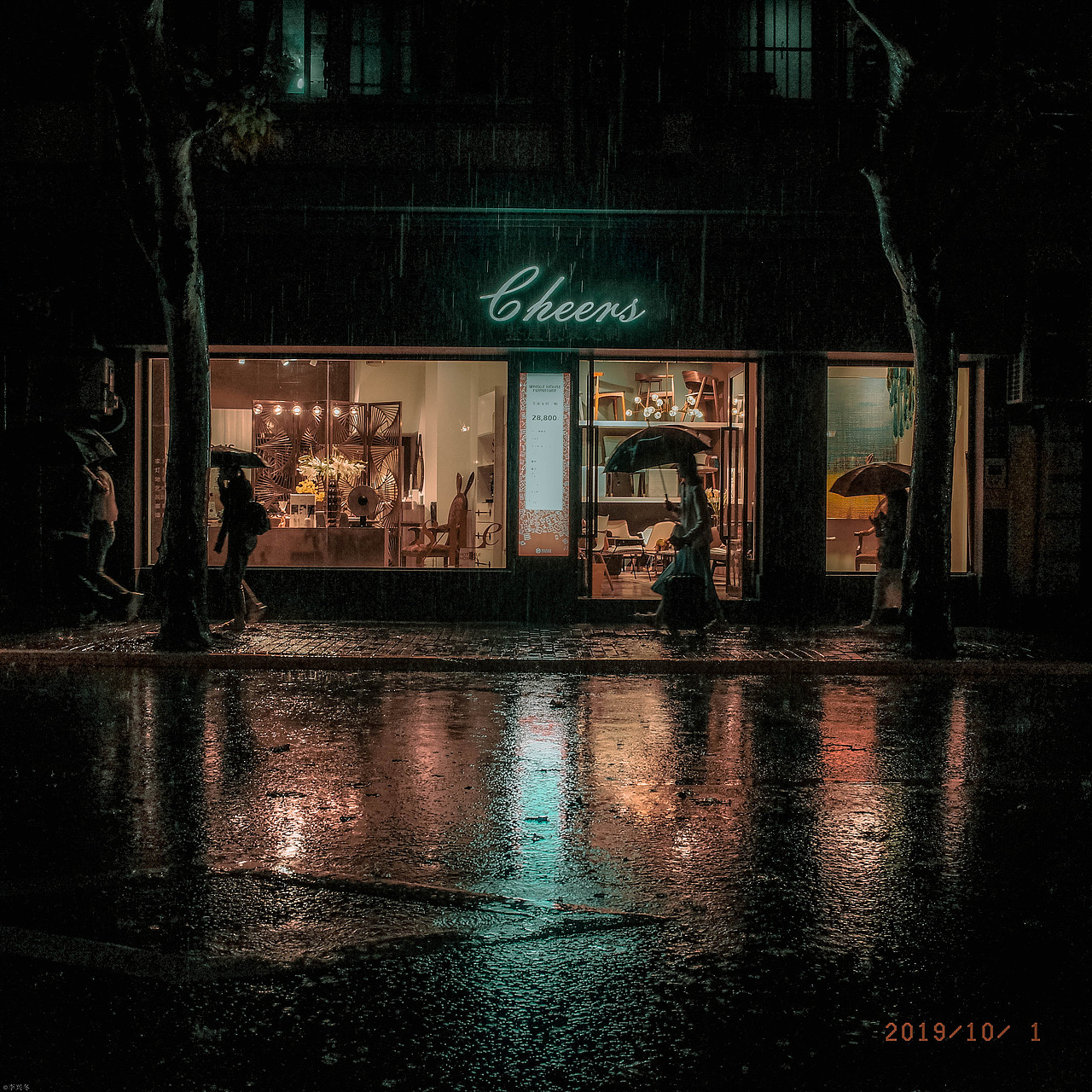 上海的街道、雨和人（圖ZMjc4MjY0ODg0） - 風(fēng)光攝影 - 站酷設(shè)計(jì)師北方一陣風(fēng)原創(chuàng)素材 - 站酷ZCOOL