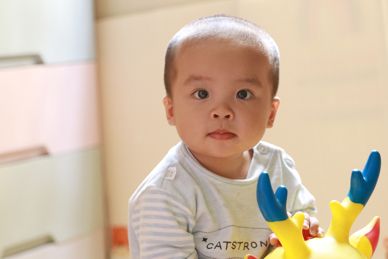 和小鹿（图ZMjMxNzE1NTMy） - 人像摄影 - 站酷设计师秋秋620原创素材 - 站酷ZCOOL