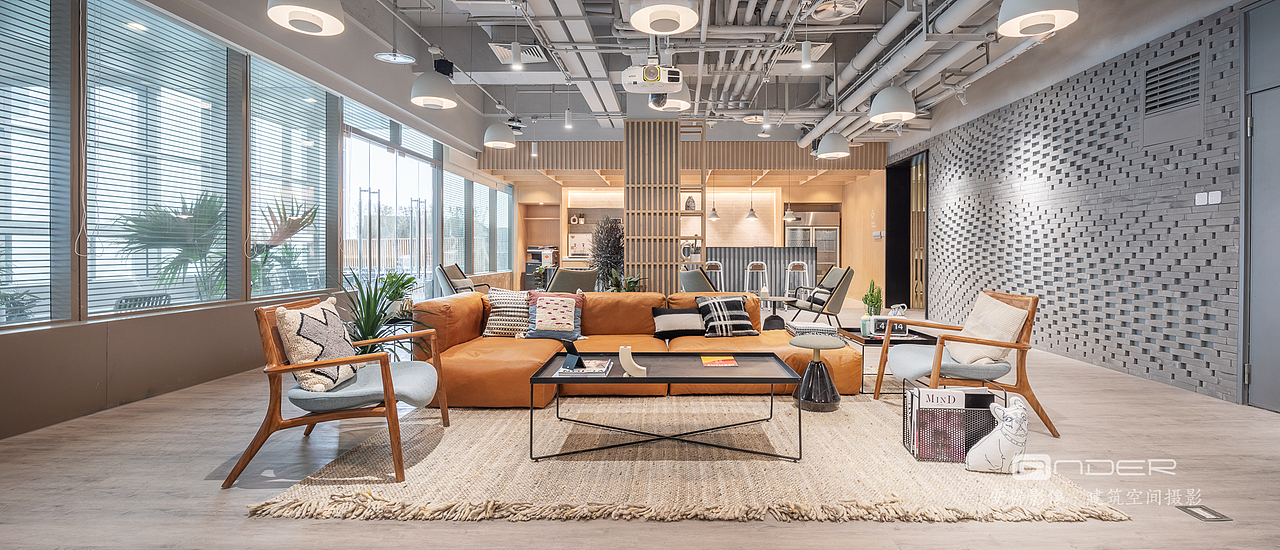 案例整理:梦想加办公空间(上)