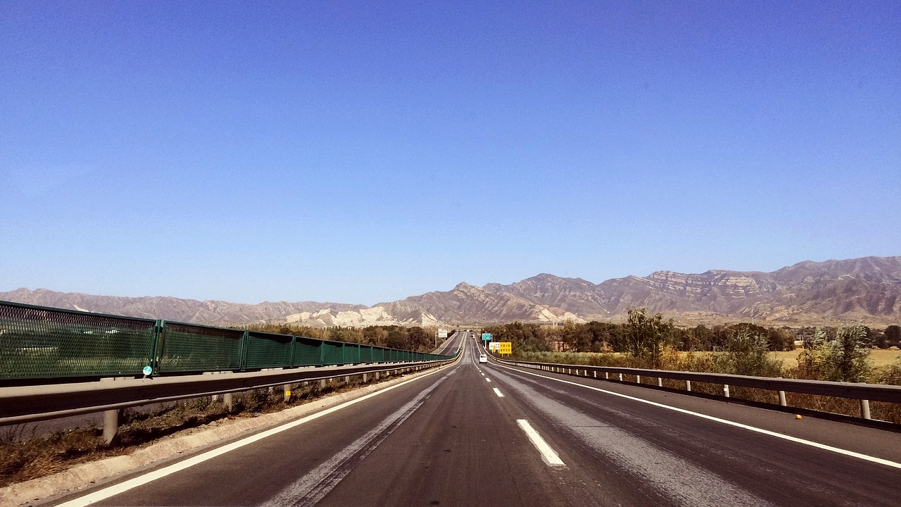 回家的路途好漫长 幸好风景不错天津/艺术工作者/8年前/282浏览livcer