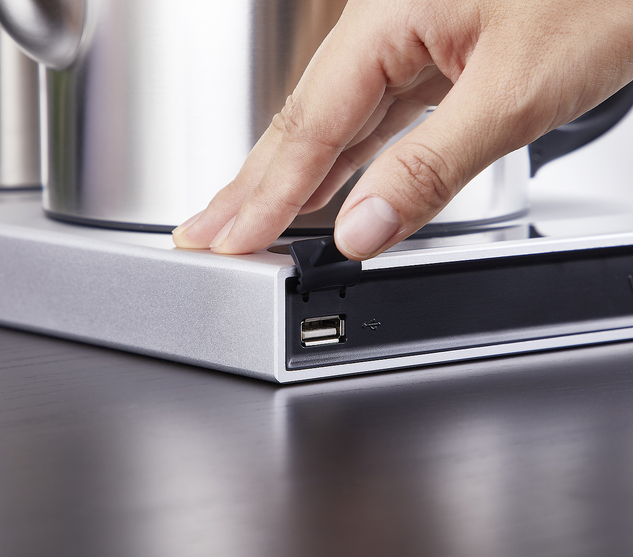 自动泡茶烧水壶/东莞电器拍摄（图ZMjIyNjg3MDc2） - 产品摄影 - 站酷设计师东莞即刻摄影广告原创素材 - 站酷ZCOOL