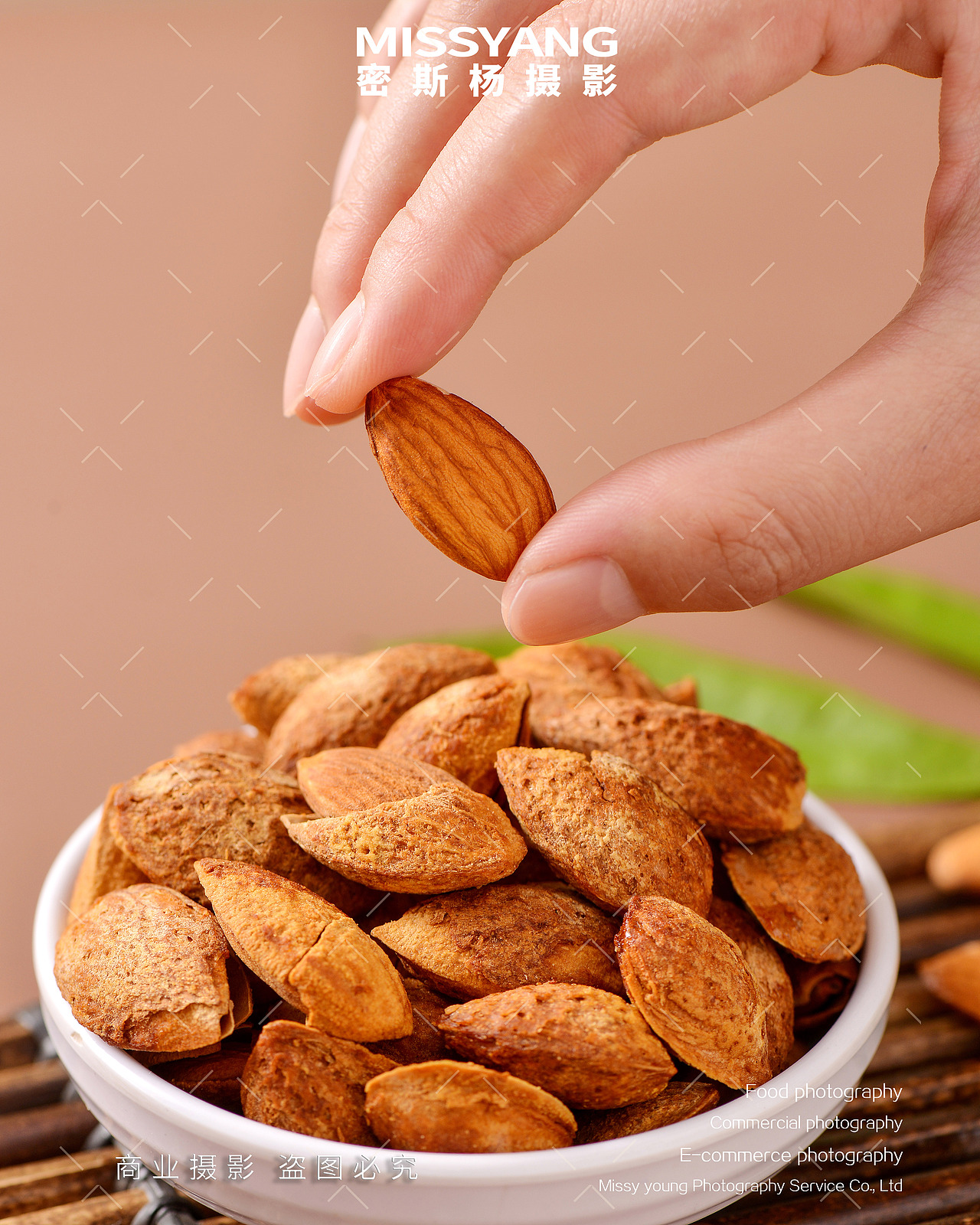 盐焗巴旦木|电商美食摄影|坚果杂粮拍摄×郑州密斯杨（图ZMzQ4ODE1NzE2） - 产品摄影 - 站酷设计师密斯杨摄影原创素材 - 站酷ZCOOL