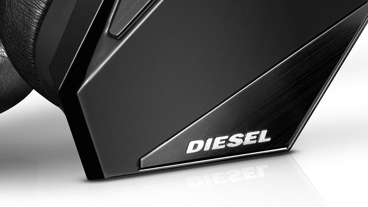 产品摄影- Diesel 耳机（图ZMTIzMzkzMDAw） - 产品摄影 - 站酷设计师CtrlStudio原创素材 - 站酷ZCOOL
