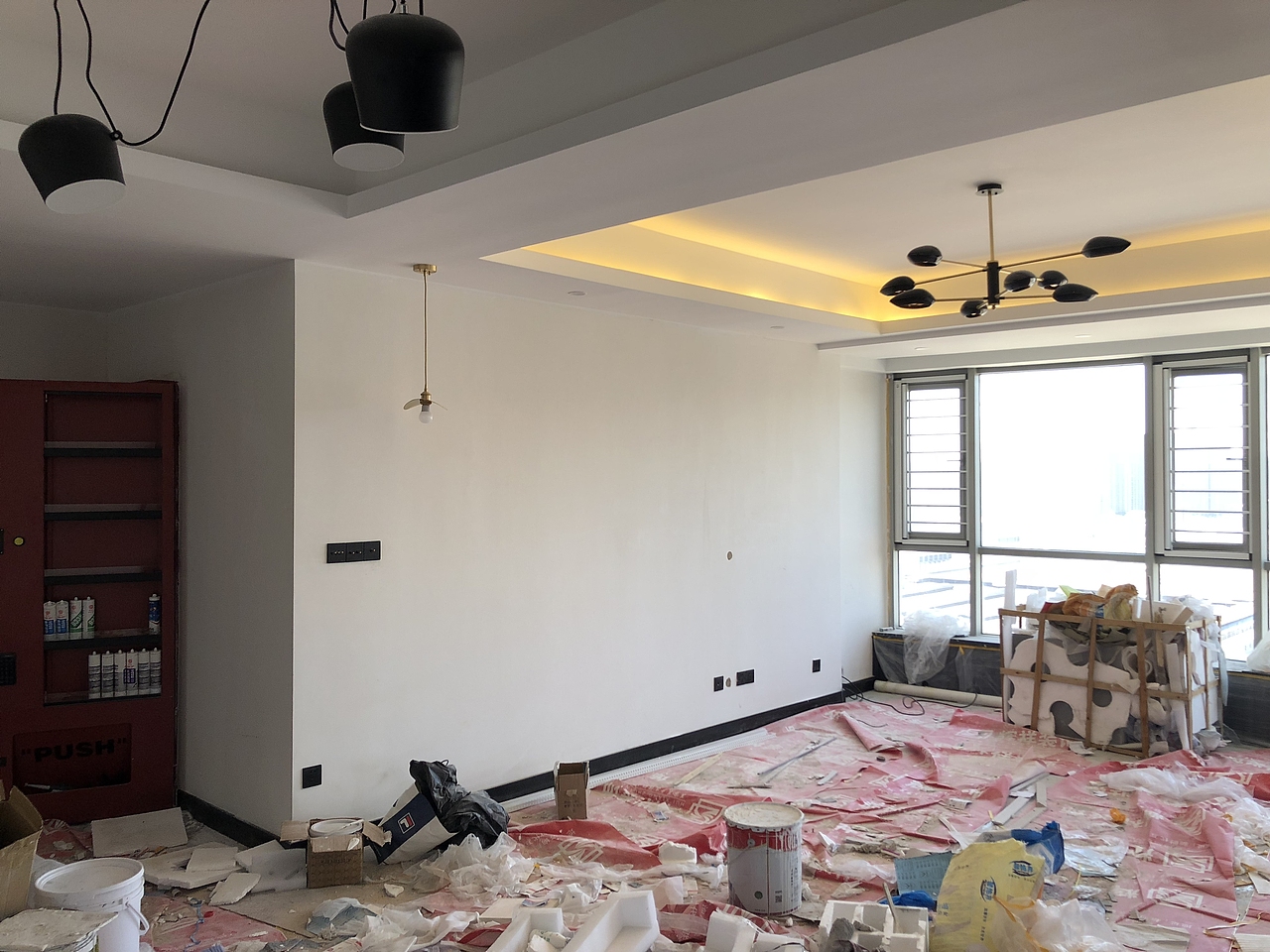 现场施工照-灯具安装