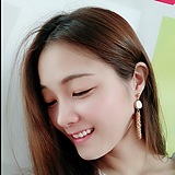 娜娜娜么美的头像