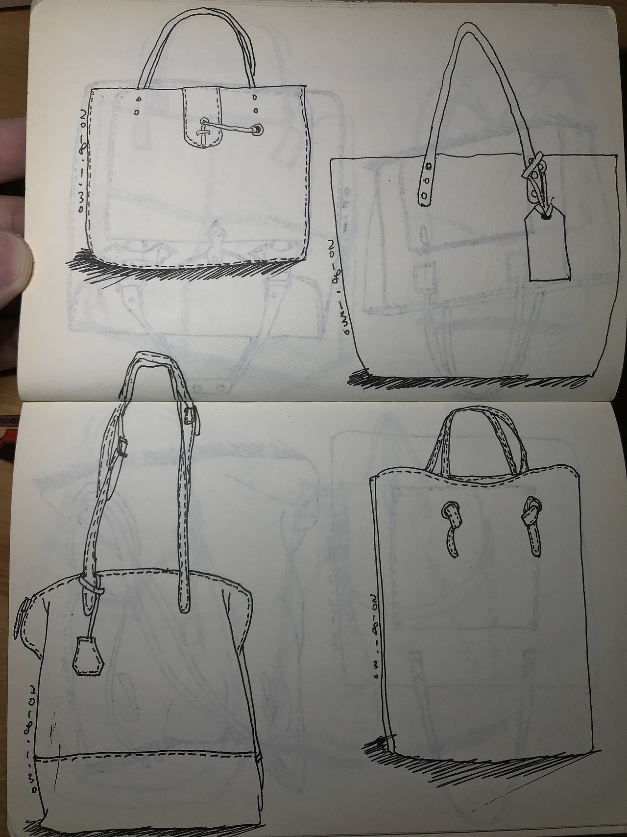 2016-2019年间467个箱包款式练习稿+附几张一根线速写